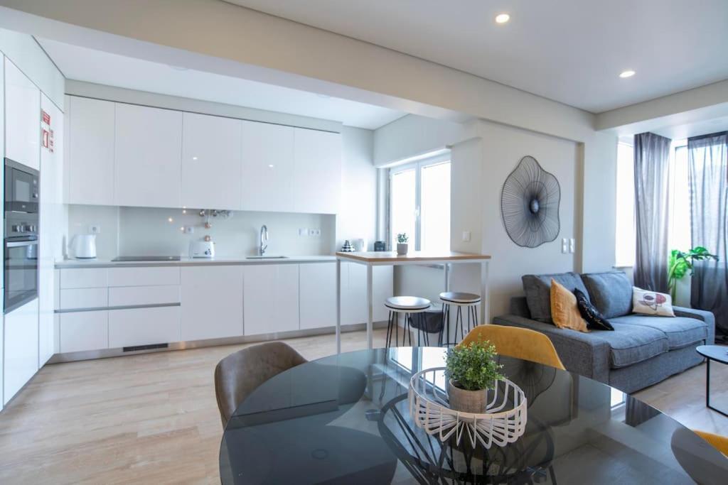 New - Luxury & Bright Apartment Lisboa Exteriör bild