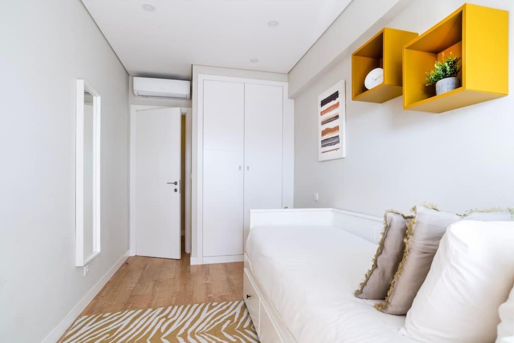 New - Luxury & Bright Apartment Lisboa Exteriör bild